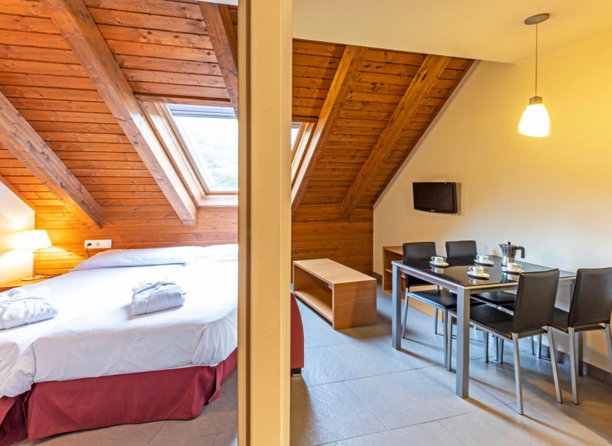 Aparthotel Trainera エステリ・ダネウ エクステリア 写真