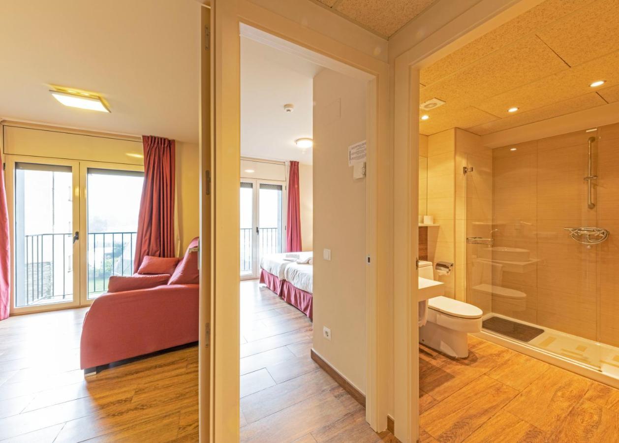 Aparthotel Trainera エステリ・ダネウ エクステリア 写真