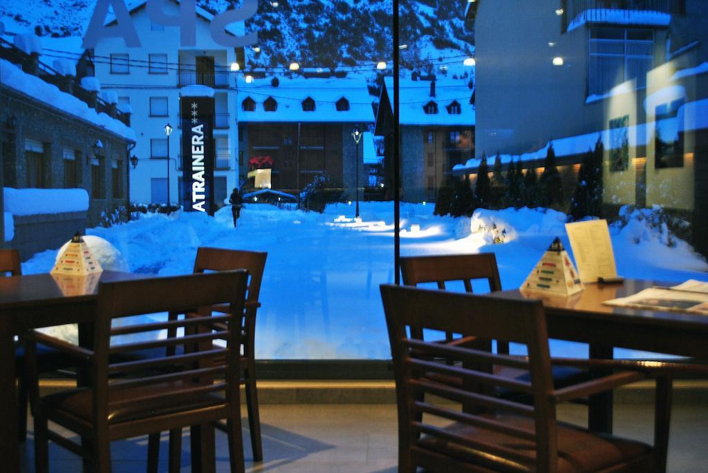 Aparthotel Trainera エステリ・ダネウ エクステリア 写真