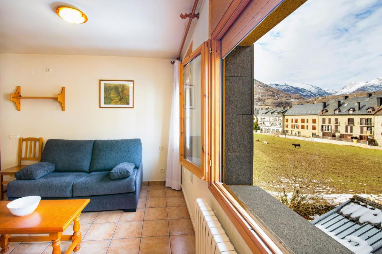 Aparthotel Trainera エステリ・ダネウ エクステリア 写真